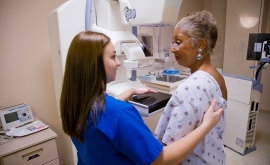 تحقیقات نشان می دهد که تفاوت های نژادی در انتخاب برای درمان سرطان سینه نقش دارد