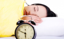 پر خوابی و کم خوابی در طول بارداری می تواند به اضافه وزن کمک کند